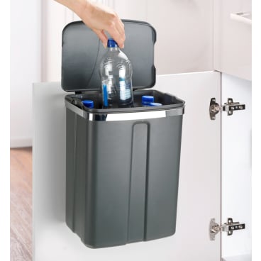 WENKO Tür-Abfalleimer, 12 Liter – Farbe: Grau/ Silber, glänzend