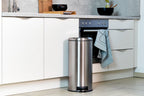 Treteimer Mod. Leman Easy Close Edelstahl 30 Liter