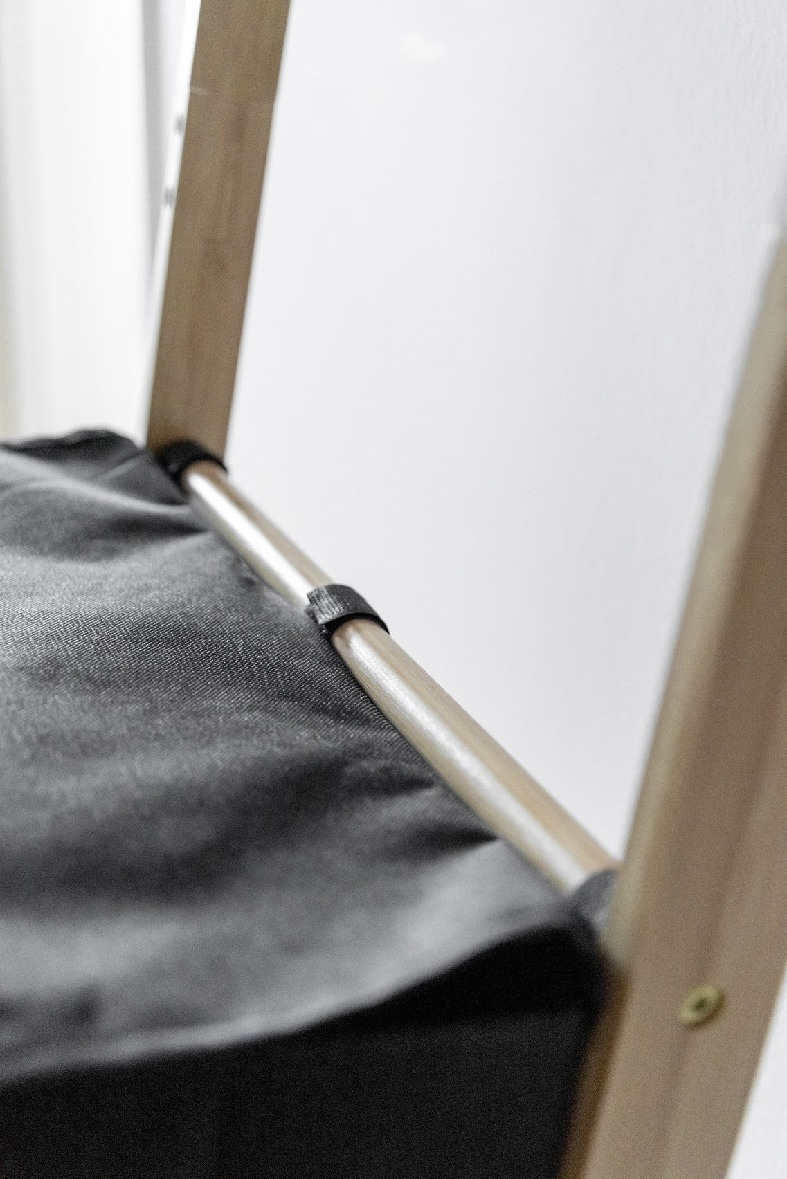 Wenko Handtuchleiter Mod. Ecori, mit 2 Fächern
