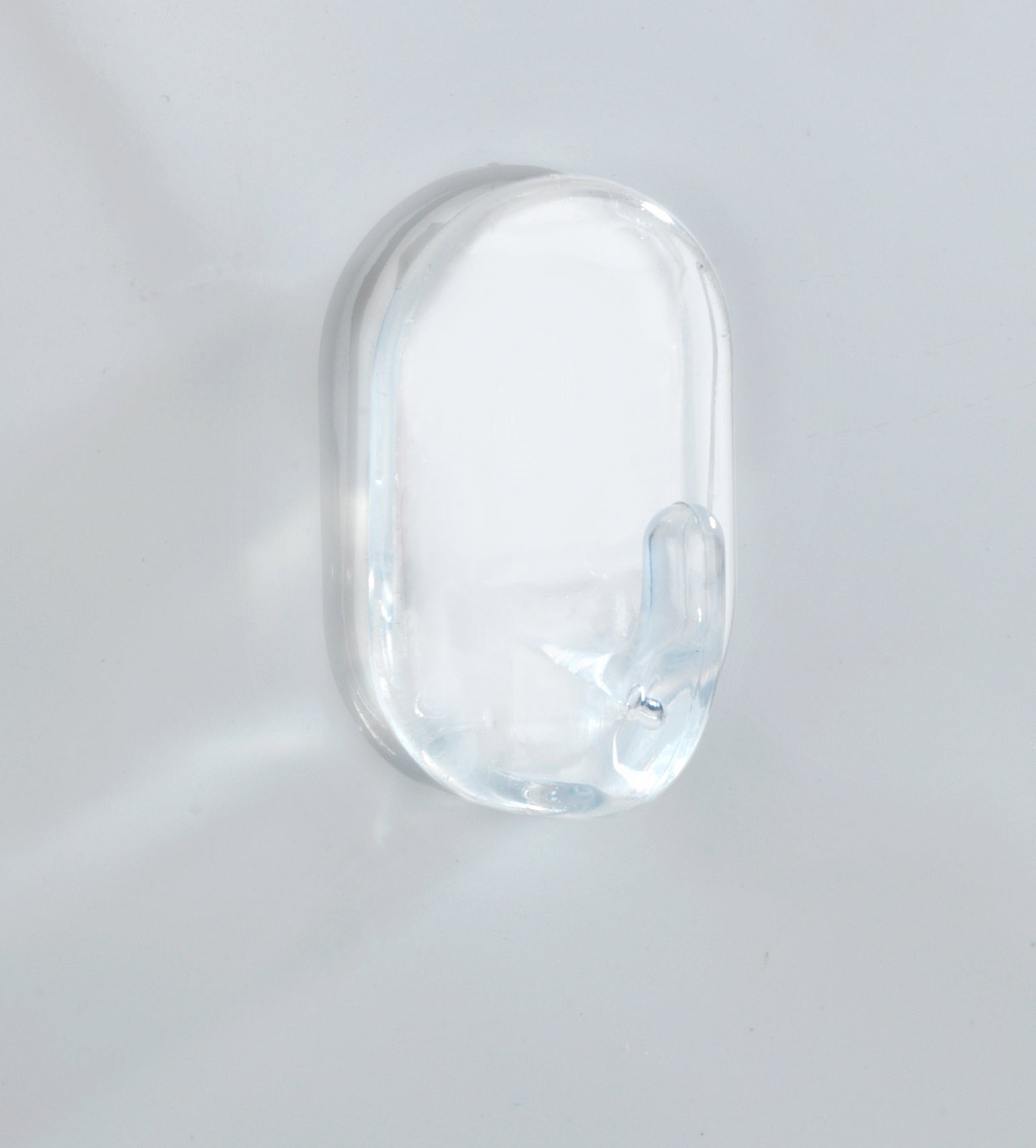 Wenko Ovalhaken mittel 2,5 x 4 x 2 cm, 3er Set, transparent