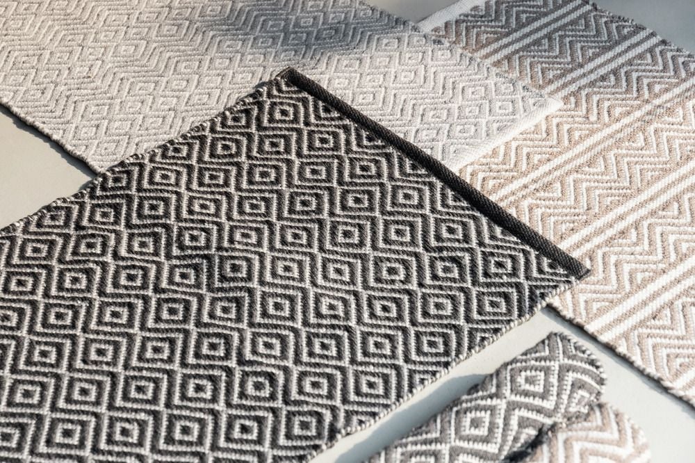 Badematte Mod. Abai, 50 x 80 cm, hergestellt aus recycelten PET-Flaschen