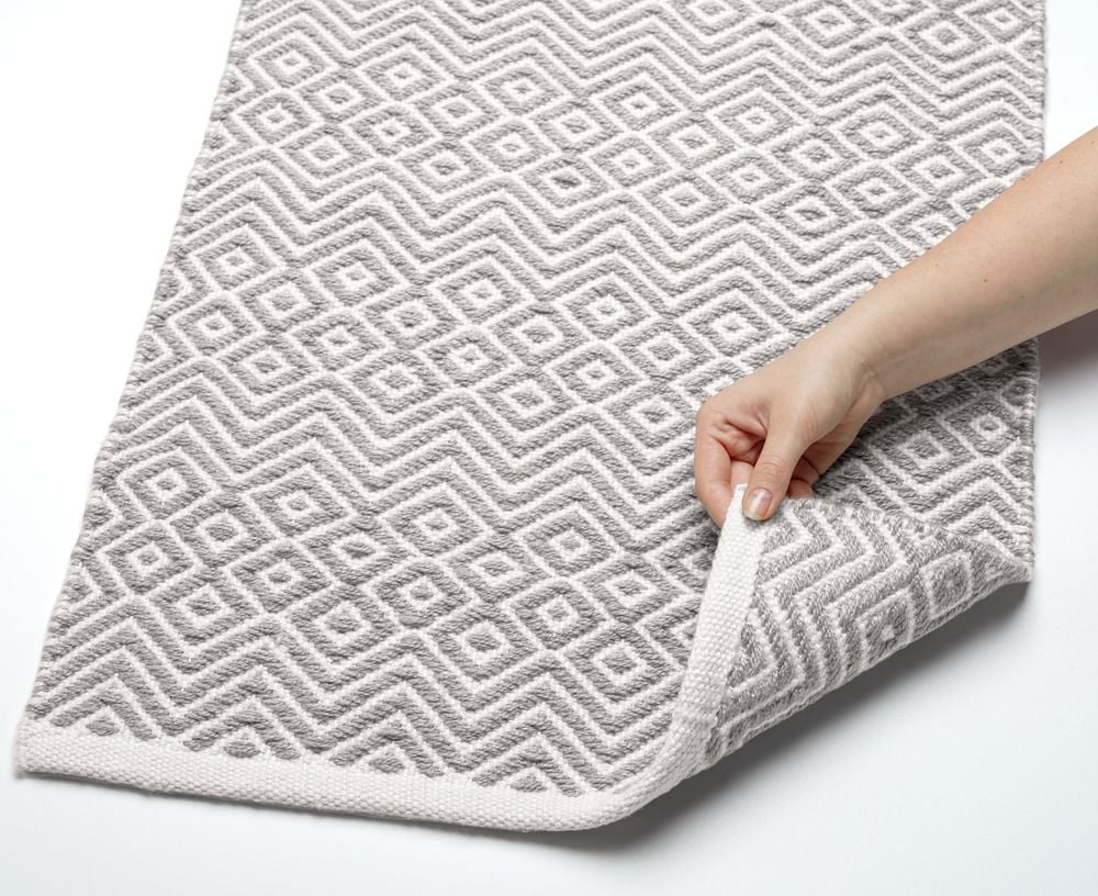 Badematte Mod. Abai, 50 x 80 cm, hergestellt aus recycelten PET-Flaschen