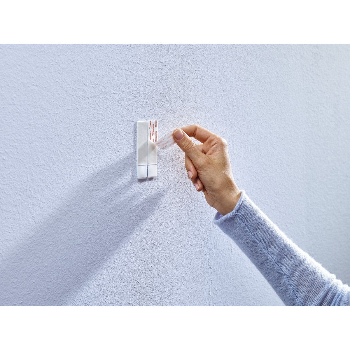 tesa Powerstrips Klebenagel für Tapeten und Putz